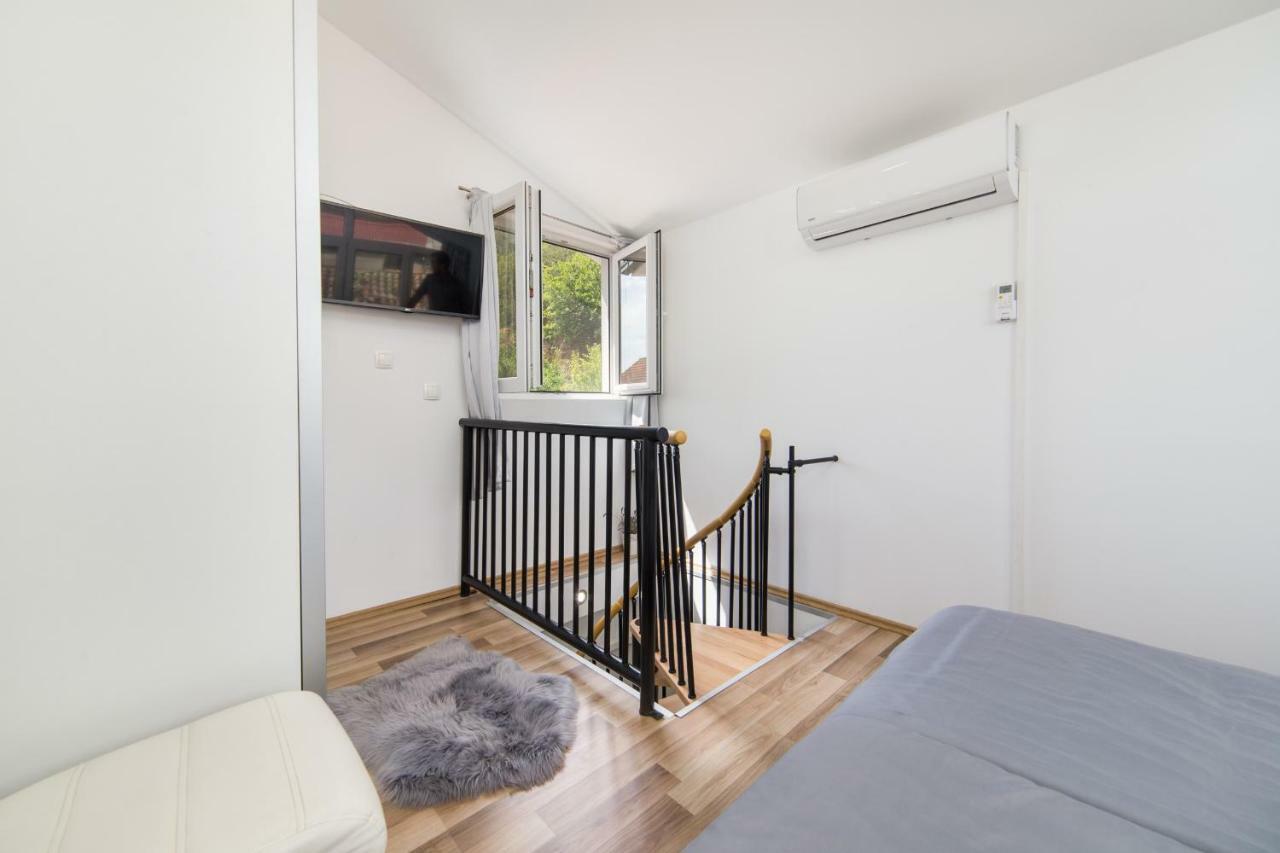 Studio Apartment Finta Rogotin Zewnętrze zdjęcie
